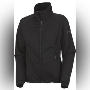 Columbia Women's Hot To Trot Softshell Omni Shield Advanced Repellency Jacket M